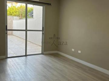 Casa · 140m² · 2 Quartos · 3 Vagas · Oportunidade - Casa em Condomínio - Villa Branca - Jacareí - Residence Club Villa Branca - 2 Dormitó