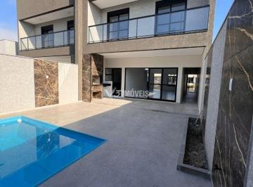 Casa · 156m² · 3 Quartos · 2 Vagas · Sobrado Alto Padrão em região central. OPORTUNIDADE