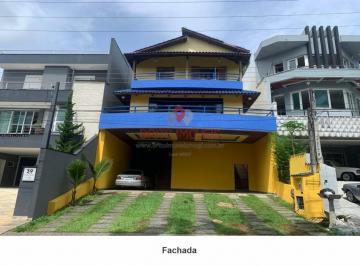Casa · 420m² · 4 Quartos · 10 Vagas · Sobrado para Venda em Mogi das Cruzes / SP no bairro Cidade Parquelandia