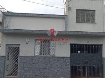 Casa · 167m² · 3 Quartos · 1 Vaga · Casa Ampla com Edícula e 3 Dormitórios – Excelente Espaço e Potencial