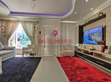 Casa · 270m² · 4 Quartos · 2 Vagas · Sobrado em Condomínio com 4 Dorms, Suíte Master e Área Gourmet Completa