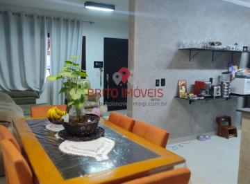Casa · 196m² · 4 Quartos · 2 Vagas · Oportunidade! Casa para venda em Mogi das Cruzes - Com 4 dormitórios