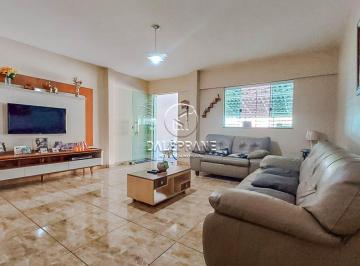 Casa de 2 quartos, Gama · Maravilhosa casa na laje! Excelente localização, perto da UPA e comércio local.