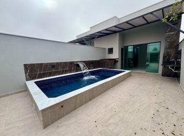 Casa de 3 quartos, Mongaguá · Casa com piscina e área gourmet à venda no Balneário Verde Mar, em Mongaguá, litoral sul de SP