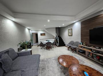 Casa de 3 quartos, São Vicente · Casa de 222 m² com 3 quartos à venda na Vila São Jorge
