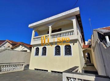 Casa · 332m² · 4 Quartos · 6 Vagas · Sobrado a venda, 342m, 3 suites, 6 banheiro, piscina, churrasquira/ Campo grande