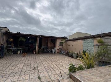 Casa de 1 quarto, Itanhaém · Casa com 1 quarto, piscina e área gourmet. Localizada em Itanhaém.