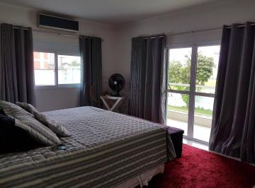 Casa · 400m² · 4 Quartos · 2 Vagas · Ótima Casa/Sobrado a venda / loc anual Enseada com piscina Guarujá SP