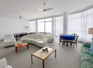 Apartamento · 230m² · 4 Quartos · 1 Vaga · Luxuoso apartamento de 4 quartos com 230m² na Pitangueiras, Guarujá-SP! Aproveite essa oportunidade