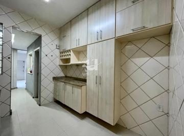 Apartamento · 119m² · 4 Quartos · Apartamento de 4 quartos a venda no centro de Juiz de Fora.