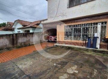 Casa · 227m² · 5 Quartos · 7 Vagas · Sobrado em Vila Dom Pedro I