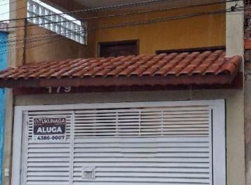Casa · 180m² · 3 Quartos · 3 Vagas · Sobrado com 3 quartos para alugar por R$ 3.750/mês - Vila Augusta - Guarulhos/SP