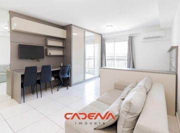 Photo 1 · Studio com sacada para aluguel no Centro de Curitiba