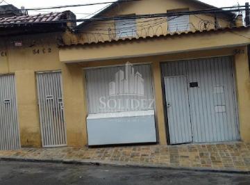 Casa · 202m² · 4 Quartos · Casa à venda - no Jardim Carombé