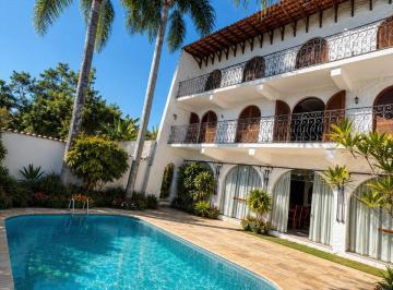 Casa de 7 quartos, Curitiba · Casa de Alto Padrão na Av. Nossa Senhora da Luz | 3 Suítes + Quarto | 625m²