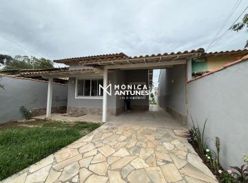 Casa · 3 Quartos · 2 Vagas · Casa com 2 Quartos, Suíte, Anexo com Suíte e Piscina à Venda em Itaipuaçu