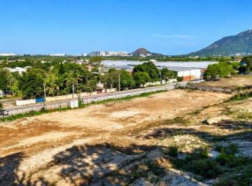Terreno , Rio de Janeiro · Vendo terreno plano Comercial, com 33.744m2, em Vargem Grande, com RGI, ideal para construtora.