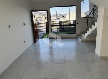 Photo 1 · Sobrado com 2 dormitórios e suíte no Recanto da Natureza - Forquilhas, São José/SC