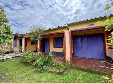 Casa · 131m² · 2 Quartos · 1 Vaga · 🏡 CASA DE ESQUINA À VENDA EM IMBÉ – R$ 200 MIL!