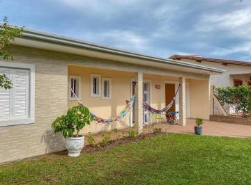 Casa · 150m² · 3 Quartos · 1 Vaga · 🏡 CASA À VENDA — CONFORTO E PRATICIDADE!