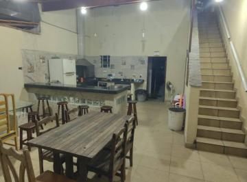 Casa · 400m² · 3 Quartos · 6 Vagas · Casa para venda em Boqueirão de 400.00m² com 3 Quartos, 2 Suites e 6 Garagens