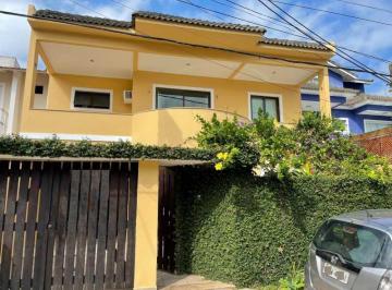 Casa · 260m² · 5 Quartos · 2 Vagas · Casa à venda - em Vargem Pequena