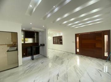 Casa de 4 quartos, Rio de Janeiro · Excelente casa duplex de 3 qts mais piscina, sauna e churrasqueira no São Jorge