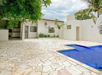 Casa de 3 quartos, Ferraz de Vasconcelos · Casa de 200 m² com 3 quartos à venda em Sitio Paredão
