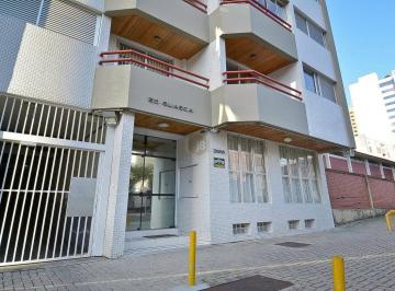 Apartamento · 42m² · 1 Quarto · 1 Vaga · APARTAMENTO 1 QUARTO SEMIMOBILIADO NO BATEL