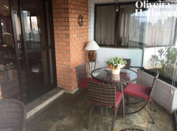 Apartamento · 200m² · 4 Quartos · 4 Vagas · Apartamento a venda em Moema 200m² 4 quartos (suítes) 4 vagas