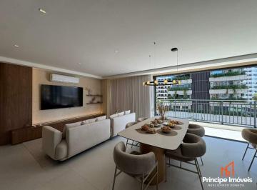 Apartamento · 154m² · 3 Quartos · 2 Vagas · Apartamento com 3 quartos no Centro em Joinville