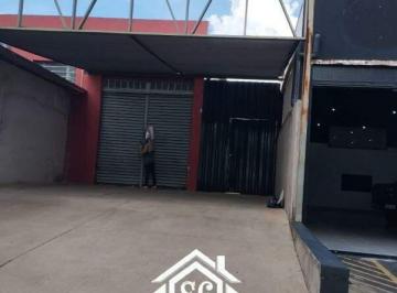 Comercial · 230m² · 3 Vagas · Temos disponível para locação salão comercial na Av. Potirendaba