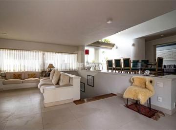 Casa · 470m² · 4 Quartos · 4 Vagas · Casa de alto padrão à venda no Alto de Pinheiros,