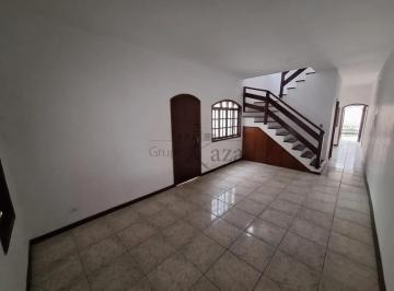 Casa · 125m² · 3 Quartos · 2 Vagas · Casa Sobrado - Jardim Satélite - 3 Dormitórios sendo uma suite - 130m².