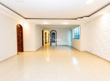 Casa · 300m² · 4 Quartos · 4 Vagas · QNA 53 - CASA COM 04 QUARTOS SENDO 02 SUÍTES - GARAGEM - NASCENTE - TAGUATINGA/DF
