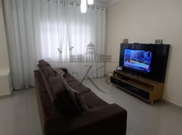 Casa · 330m² · 5 Quartos · 6 Vagas · Excelente Casa Comercial no  Jardim América com 4 Dormitórios e Edícula