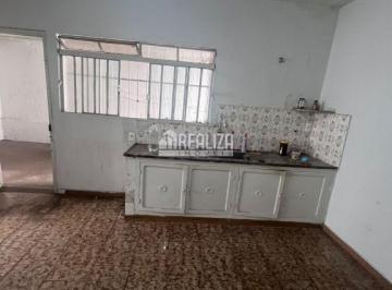 img0 · Casa com 3 Quarto(s) e 2 banheiro(s) para Alugar, 108 m² por R$ 1620 / Mês