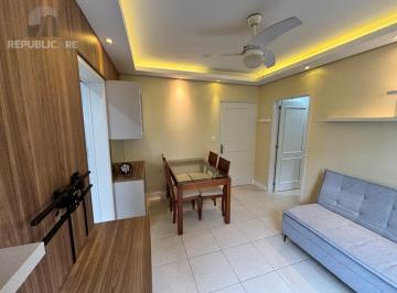 Apartamento · 36m² · 1 Quarto · Apartamento mobiliado e reformado .