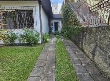 Casa · 137m² · 3 Quartos · 4 Vagas · Casa à venda no bairro Interlagos