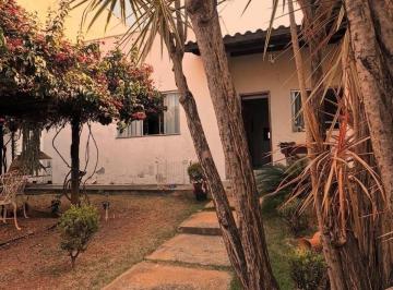 Casa · 108m² · 3 Quartos · 2 Vagas · Casa 3 quartos (1 suíte) 2 vagas cobertas
