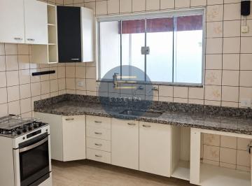 Casa · 160m² · 3 Quartos · 2 Vagas · Casa Térrea com 3 dormitórios para locação no Parque da Represa Jundiaí