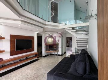 Casa · 200m² · 4 Quartos · 2 Vagas · Casa Porteira Fechada no Condomínio dos Metalúrgicos – Jundiaí