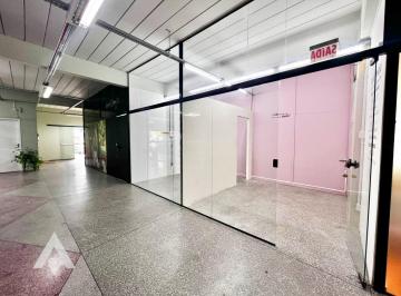 Comercial · 32m² · Loja Térrea de 32m² para locação por R$ 2.500,00 - Bairro Itoupava Central - Blumenau/SC