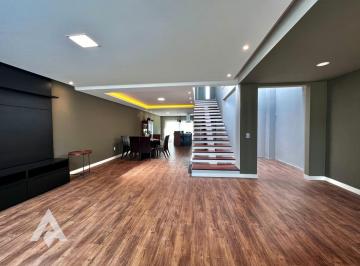Casa · 320m² · 3 Quartos · 3 Vagas · Casa com 3 dormitórios, sendo 1 suíte, para locação por R$ 4.900,00 - Escola Agrícola - Blumenau/SC