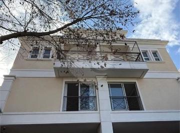 Imagem Principal · Casa à venda com 4 quartos em Jardim Panorama, São Paulo