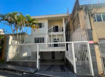 Casa · 200m² · 3 Quartos · 3 Vagas · Casa dos Sonhos na Vila Feliz: 3 Quartos, 1 Suíte, 3 Banheiros, 3 Vagas! Agende