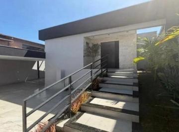 Casa · 174m² · 3 Quartos · 3 Vagas · CASA | 3 QUARTOS | 03 SUÍTES | 04 BANHEIROS | 3 VAGAS