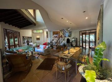 0 · Casa à venda no Condomínio Alto das Paineiras