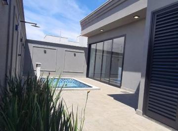 Casa · 130m² · 3 Quartos · 2 Vagas · Casa para venda em Centro de 130.00m² com 3 Quartos, 1 Suite e 2 Garagens