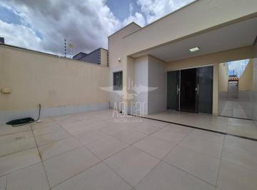 Casa · 81m² · 2 Quartos · 2 Vagas · Casa espaçosa entre Av Fraga Maia e Av Ayrton Senna, móveis planejados.